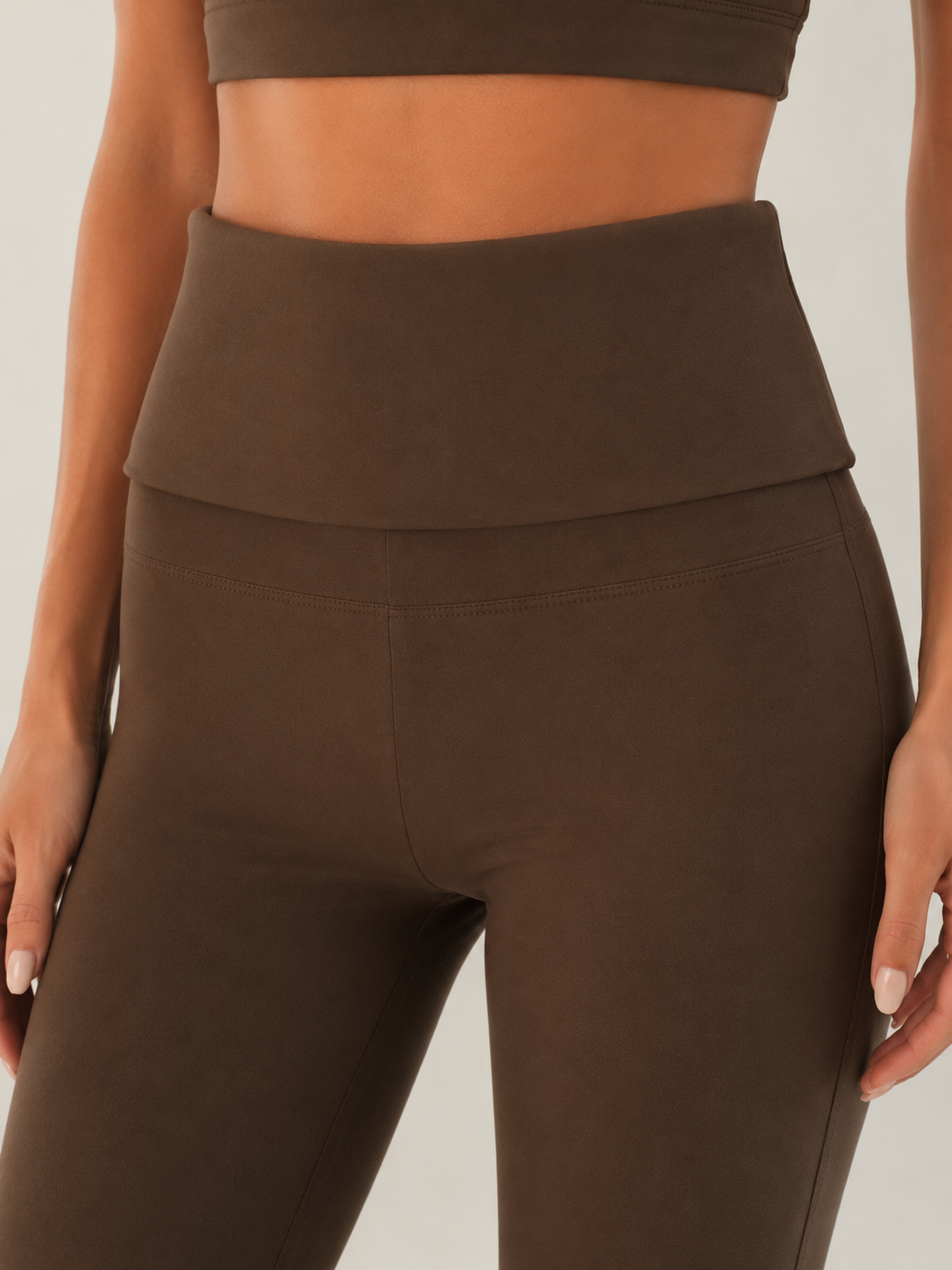 Airlift Flare Legging