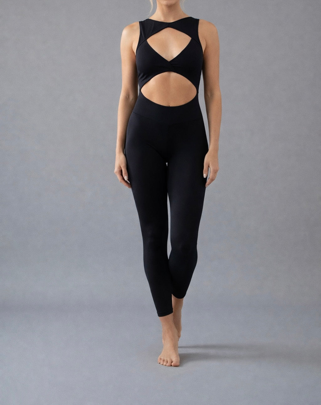 ONE PIECE FRONT CUT SILHOUETTE